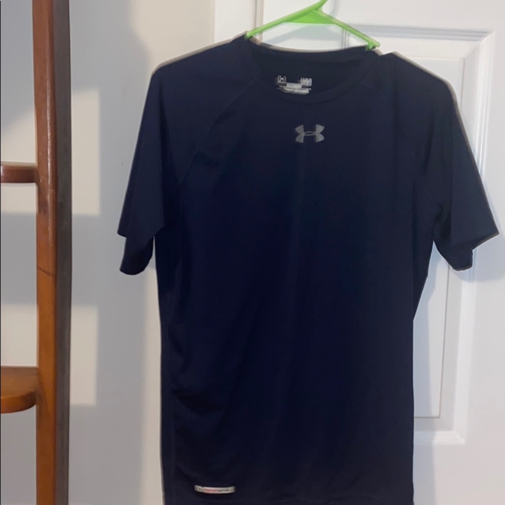 Under armpit compression shirt